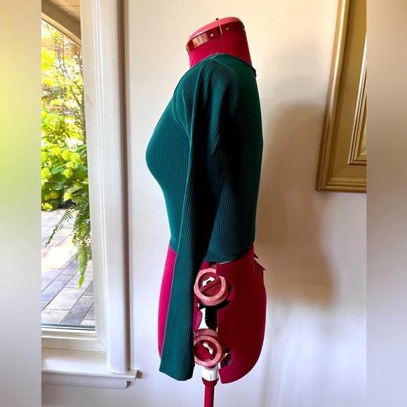 Zara Ribbed Long Sleeve Crop Top - Picture 4 of 10